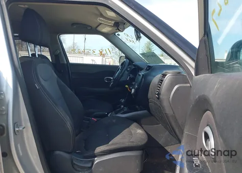 2018 Kia Soul + z USA, uszkodzony, nr VIN KNDJP3A55J7576218